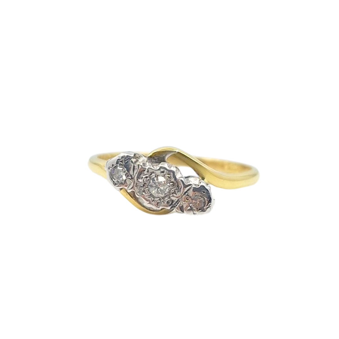 18ct Gold Three Stone Diamond Ring