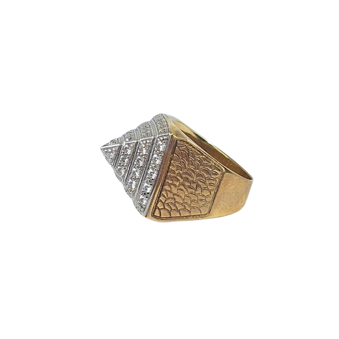 9ct Yellow Gold Cz Pyramid Ring