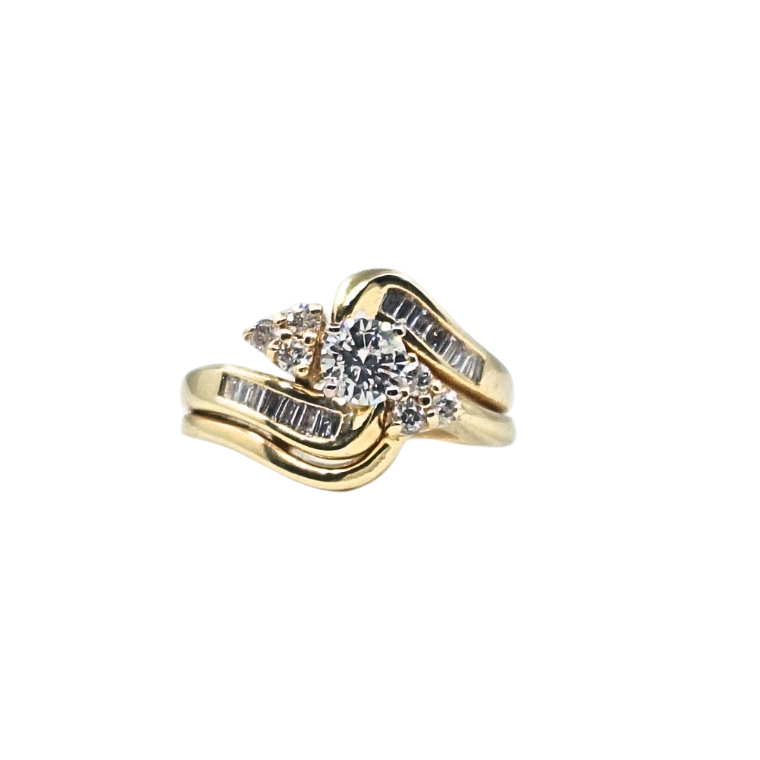 14ct Yellow Gold Diamond Crossover Ring