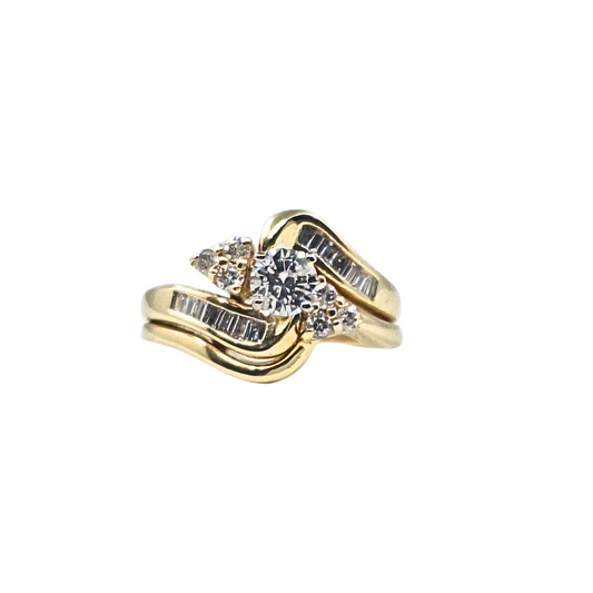 14ct Yellow Gold Diamond Crossover Ring