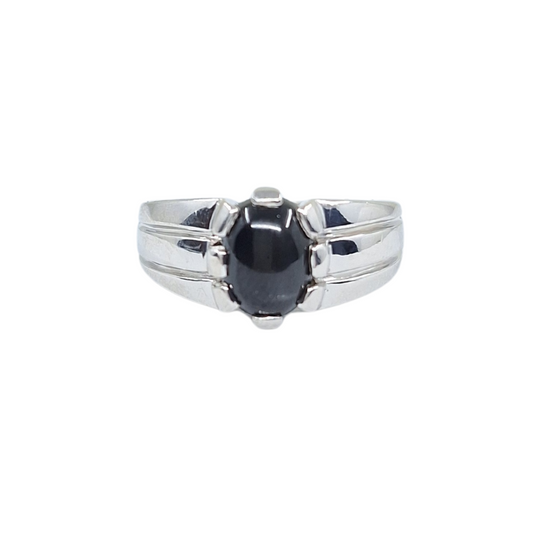 9ct White Gold Cabochon Black Stone Ring