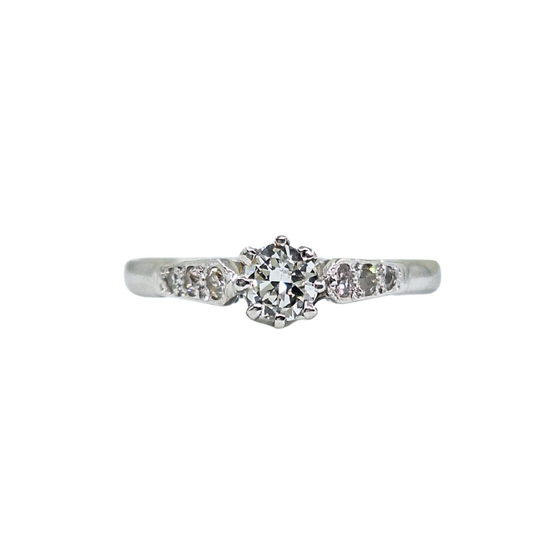 18ct White Gold Diamond Solitaire Ring