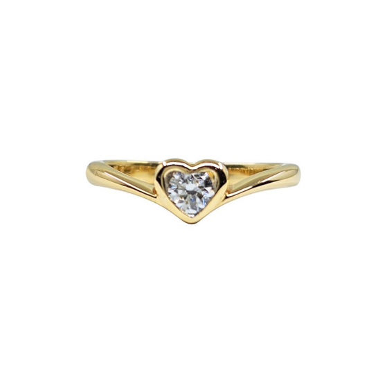 18ct Yellow Gold Diamond Heart Solitaire Ring