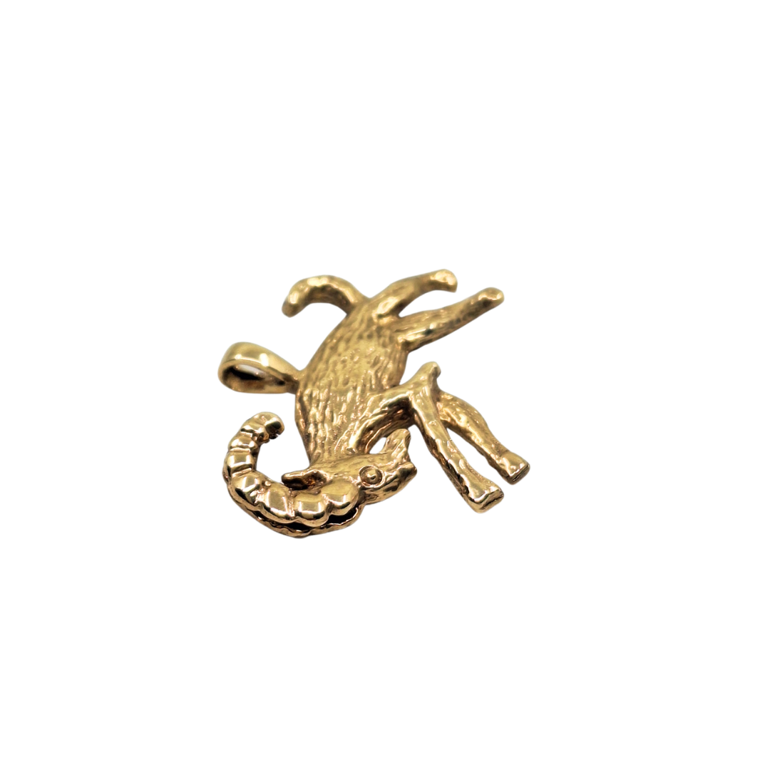 9ct Yellow Gold Capricorn Pendant