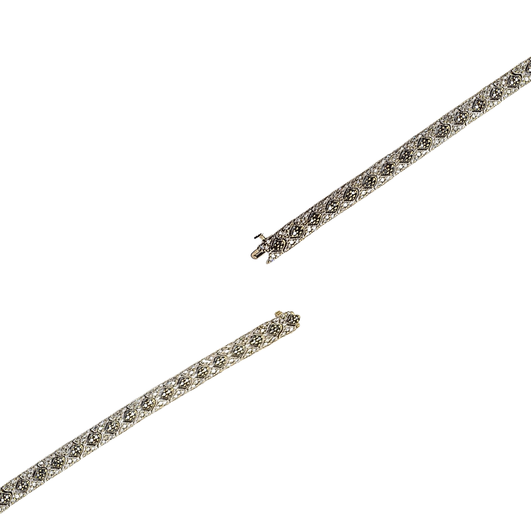 9ct Yellow Gold Black & White Diamond Bracelet