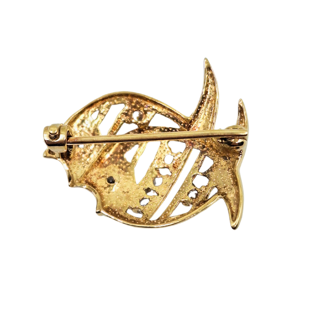 9ct Yellow Gold Cubic Zirconia Fish Brooch