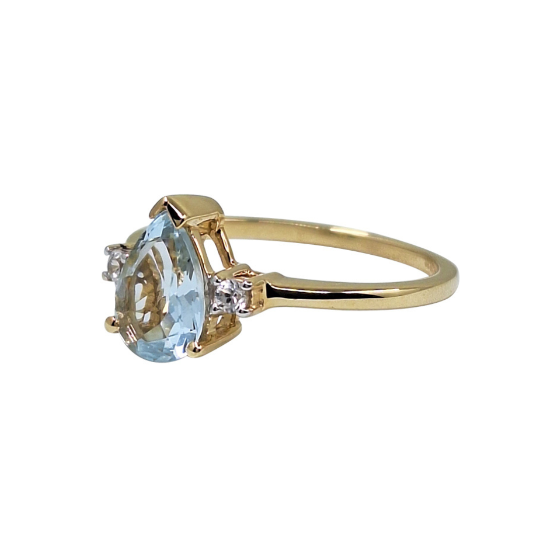 9ct Yellow Gold Pear Shape Aquamarine Ring