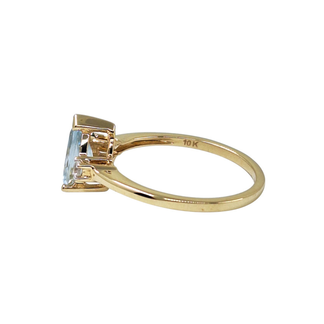 9ct Yellow Gold Pear Shape Aquamarine Ring