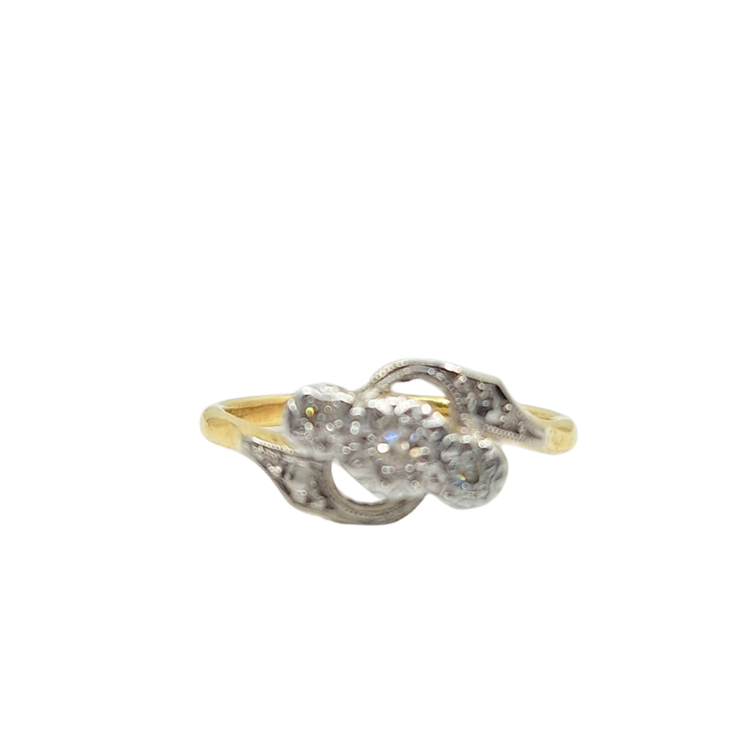 18ct Yellow Gold Diamond 3 Stone Ring