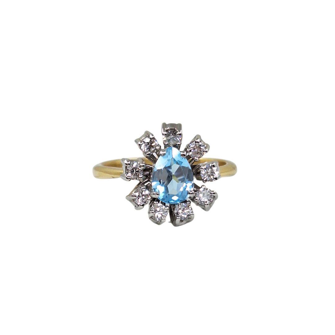 18ct Yellow Gold Aquamarine & Diamond Cluster Ring