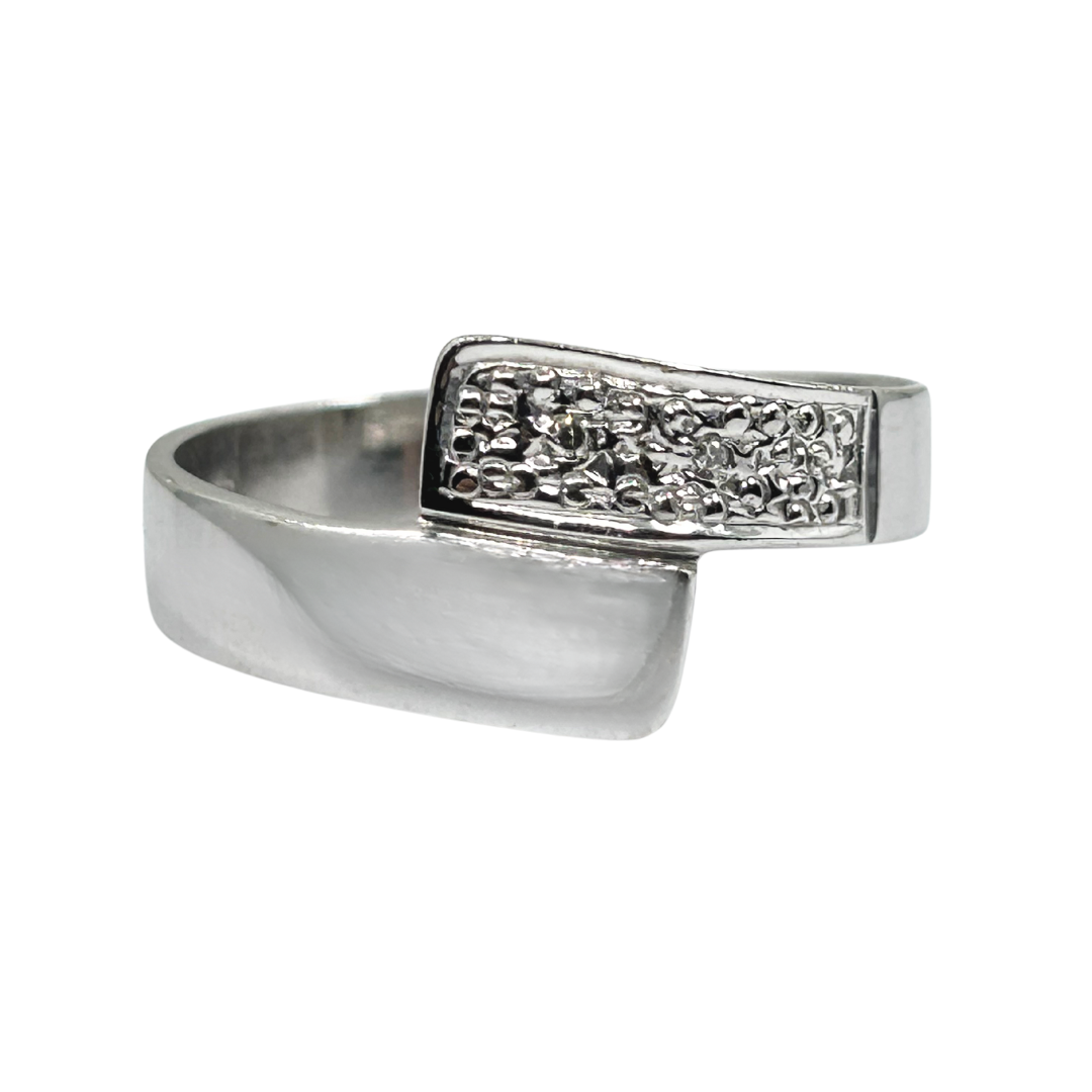 9ct White Gold Diamond Crossover Band Ring