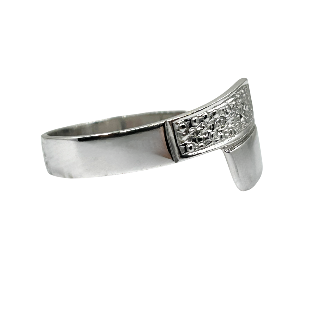 9ct White Gold Diamond Crossover Band Ring