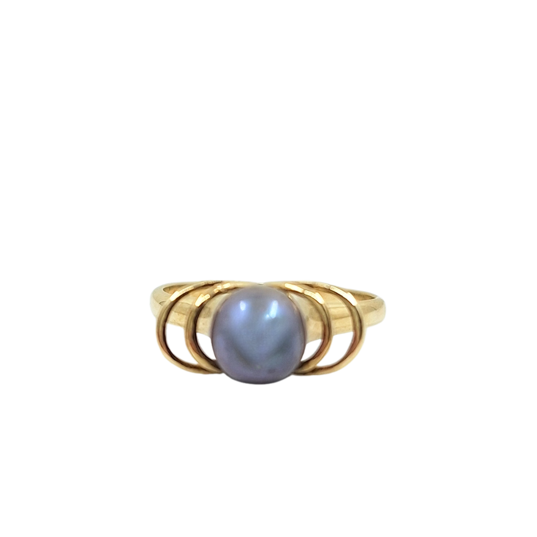 9ct Yellow Gold Black Pearl Ring