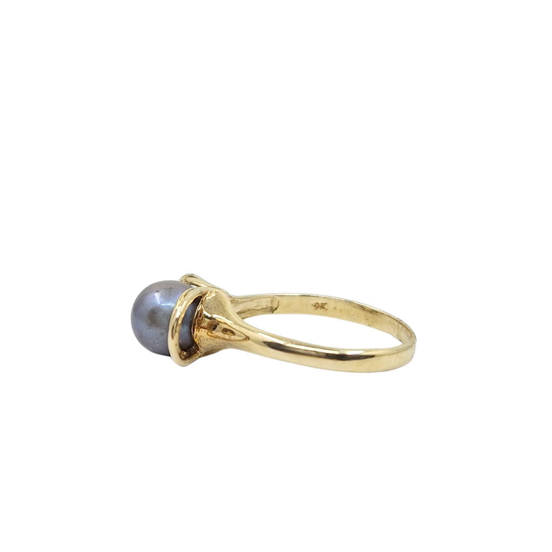 9ct Yellow Gold Black Pearl Ring