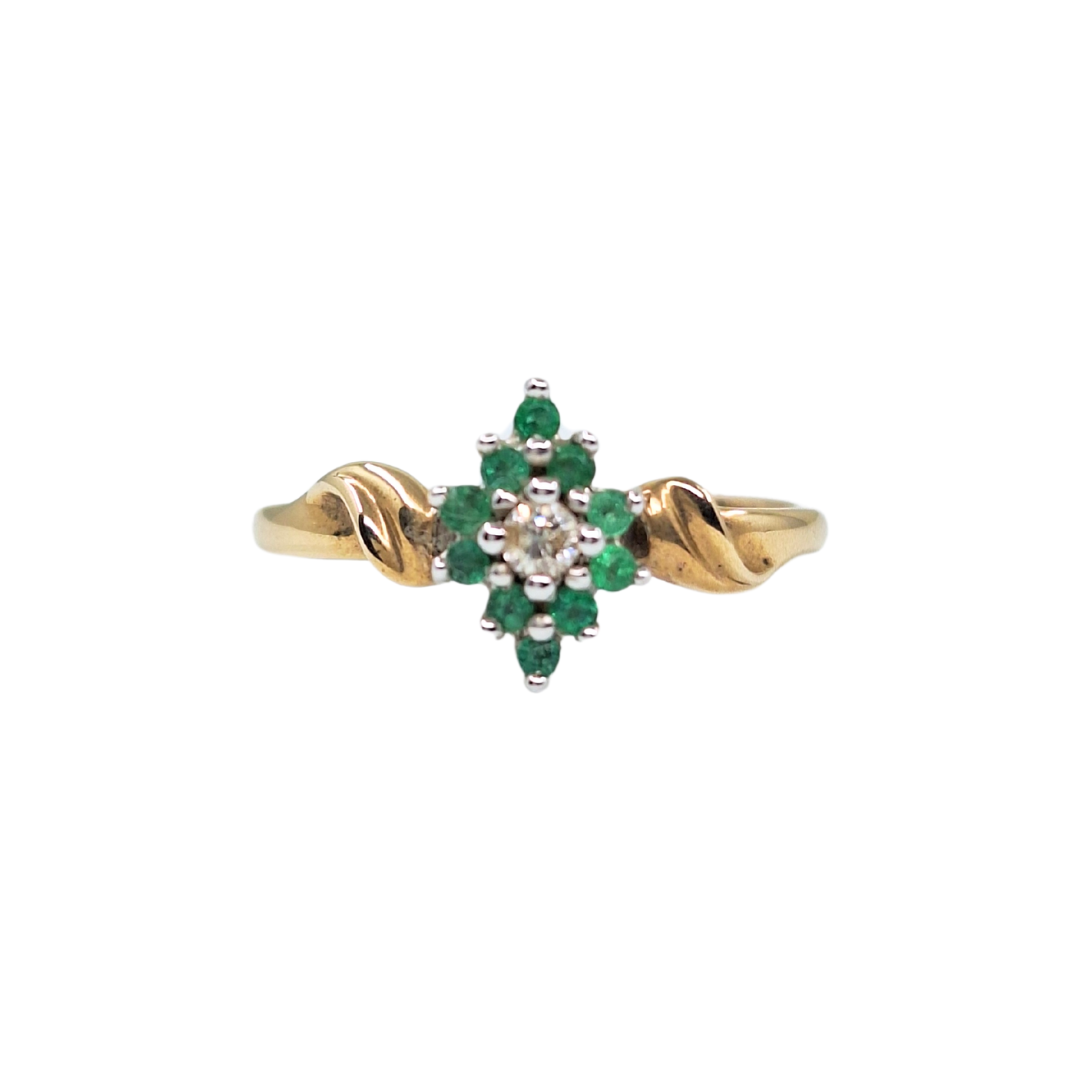 9ct Yellow Gold Emerald & Diamond Cluster Ring