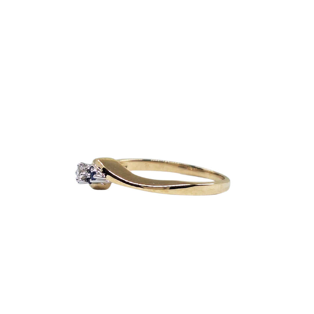 9ct Yellow Gold Sapphire & Diamond Trefoil Ring