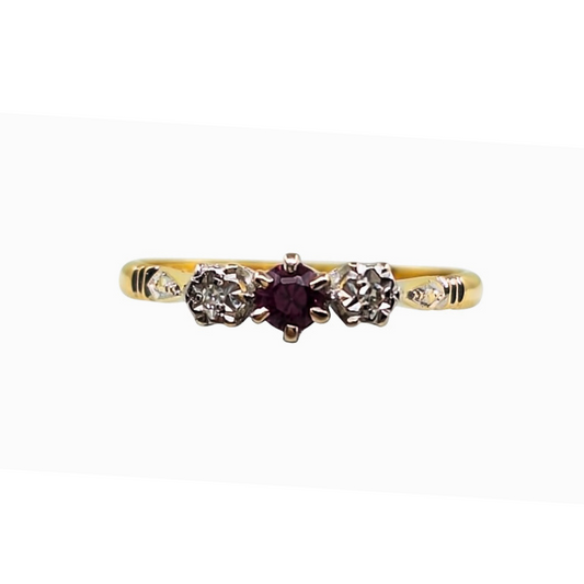 18ct Yellow Gold Ruby & Diamond 3 Stone Ring