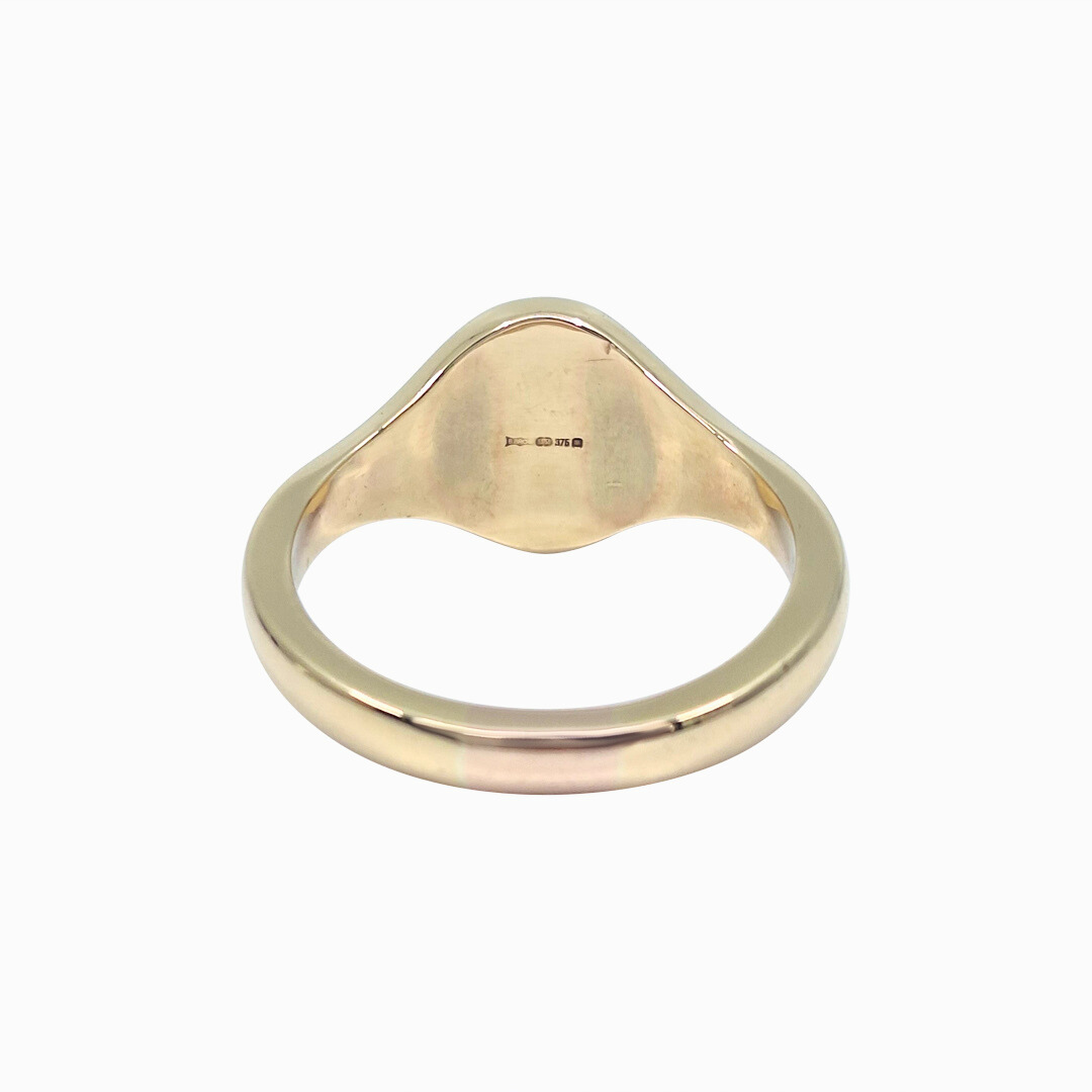 9ct Yellow Gold Half Engraved Signet Ring