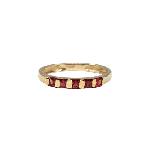 9ct Yellow Gold Coloured Stone Ring