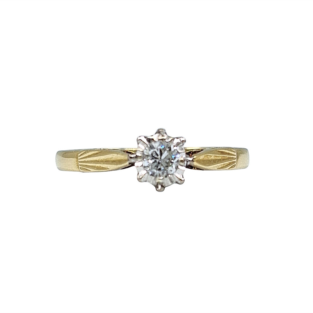 18ct Yellow Gold Illusion Set Diamond Solitaire Ring