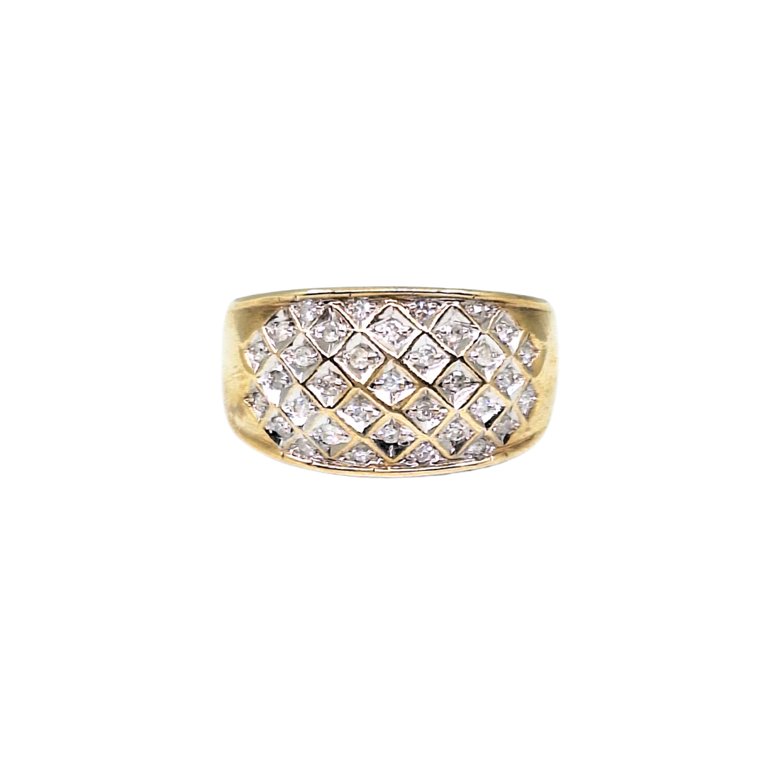 9ct Gold & Diamond Chequerboard Design Ring