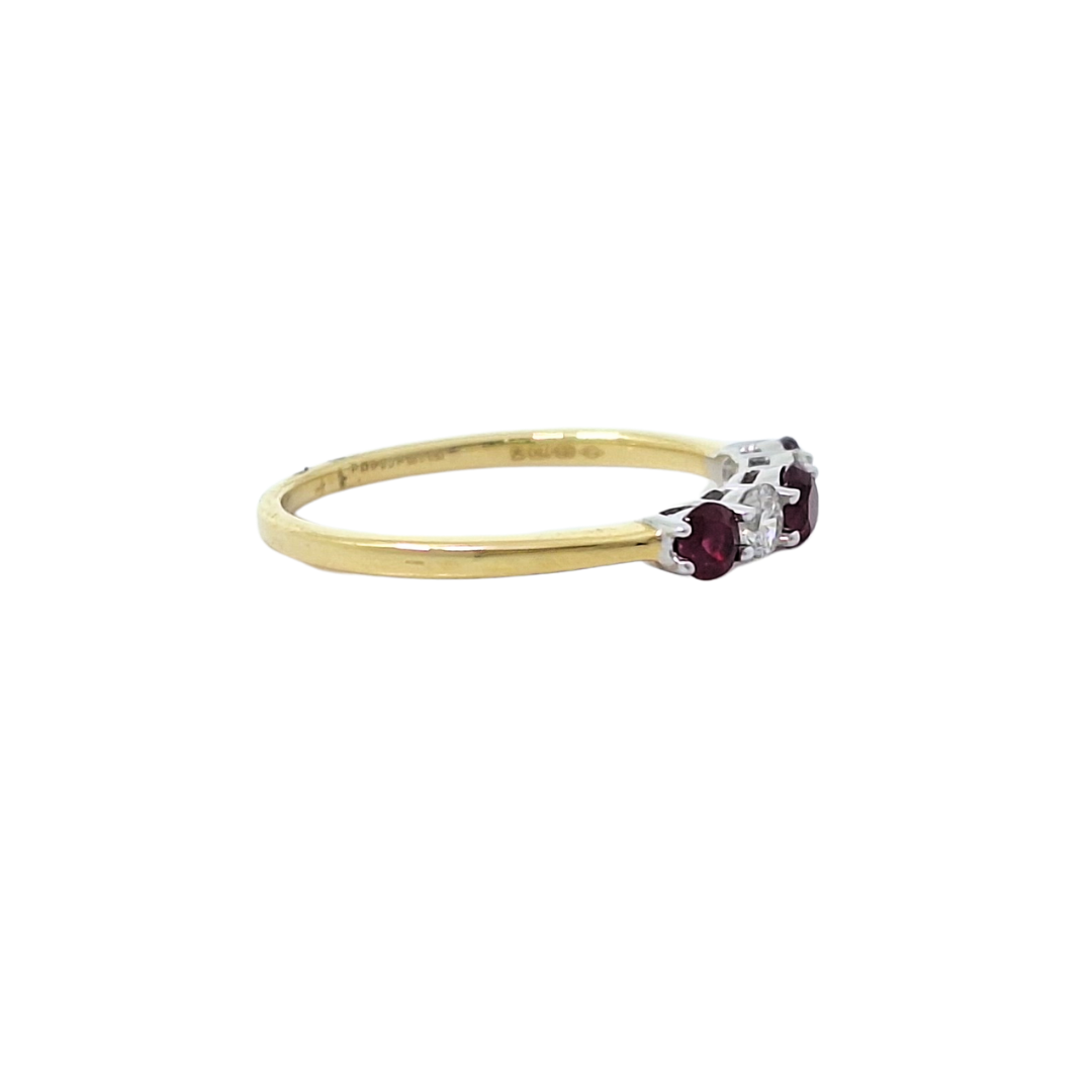 18ct Yellow Gold Ruby & Diamond Ring
