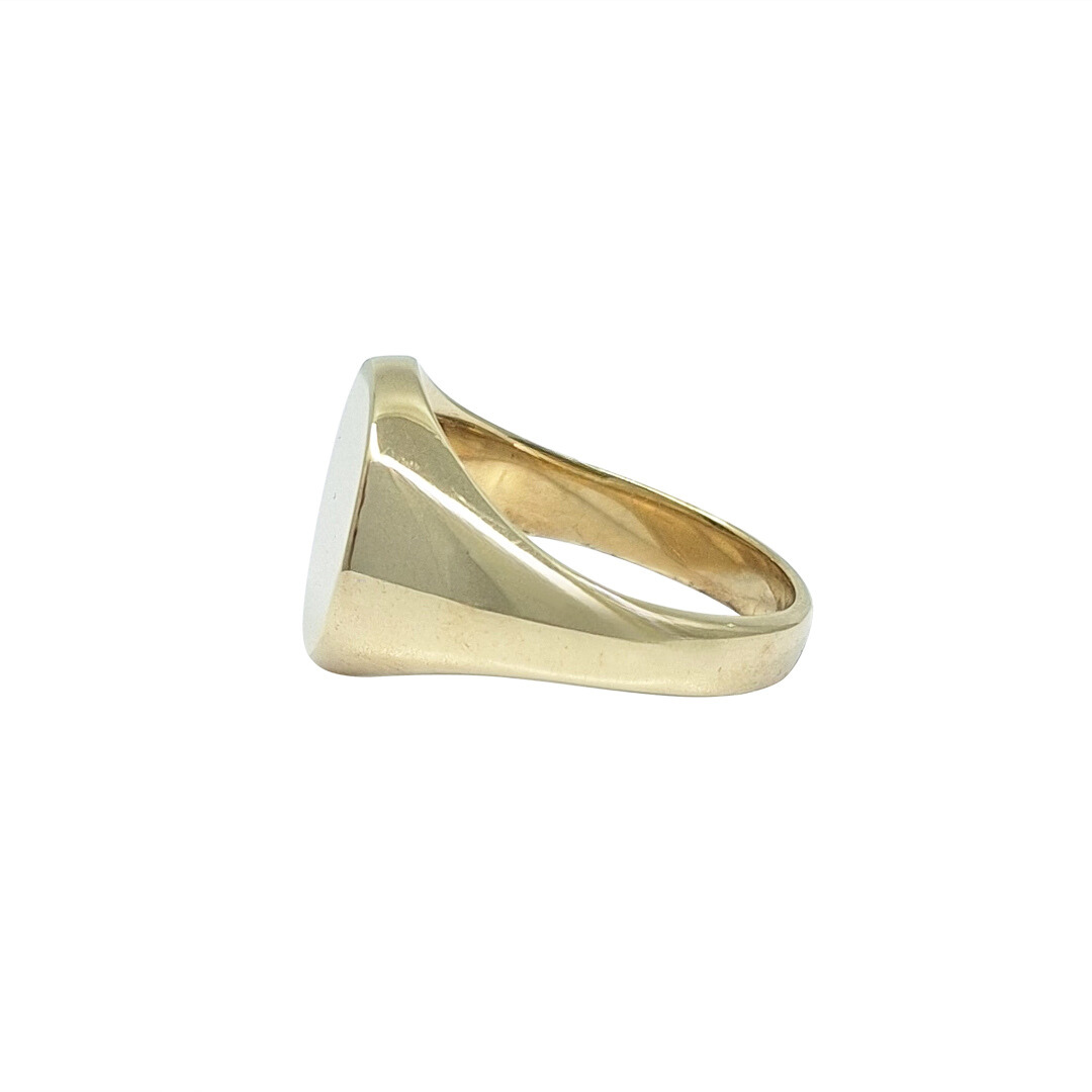 9ct Yellow Gold Oval Signet Ring