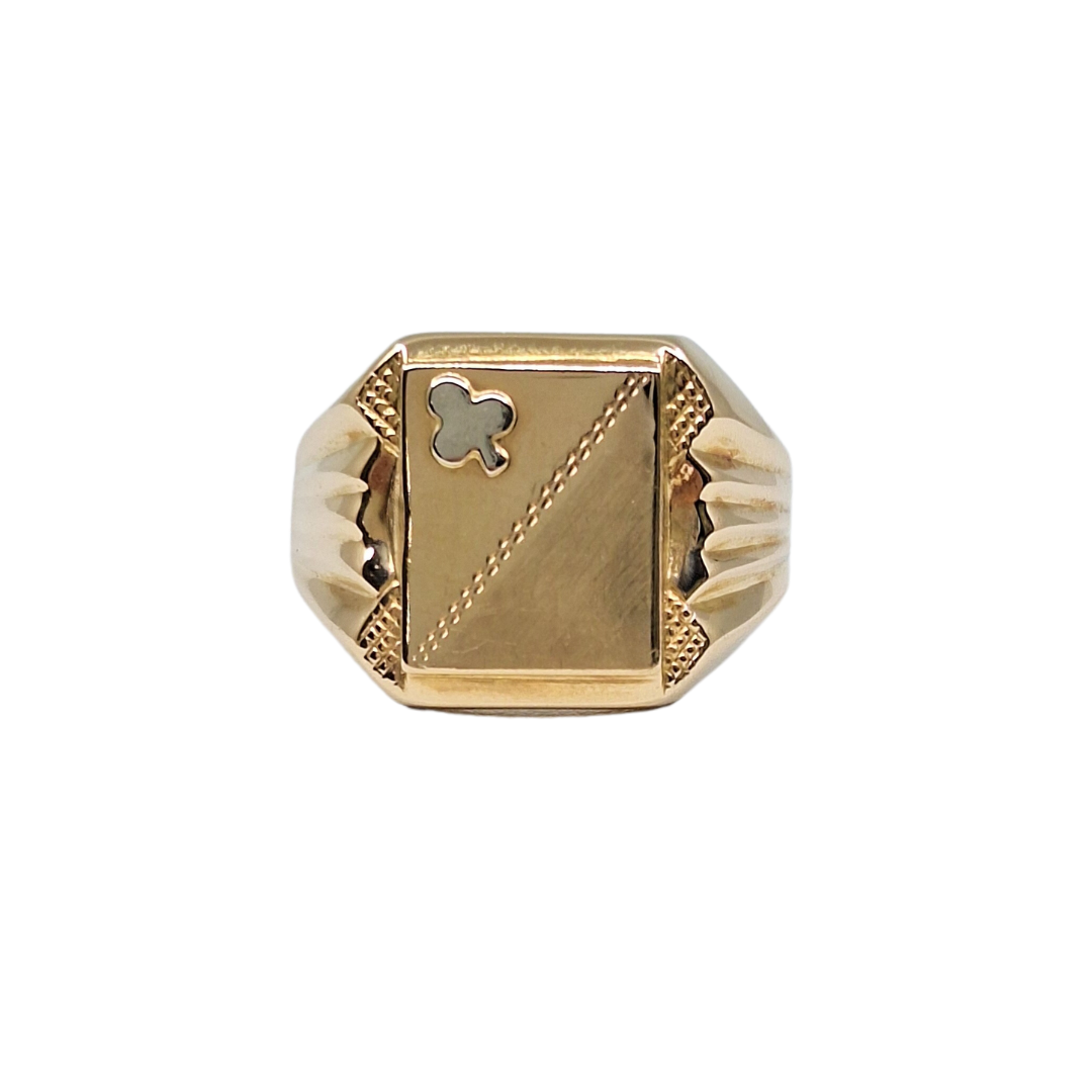 18ct Yellow Gold Signet Ring