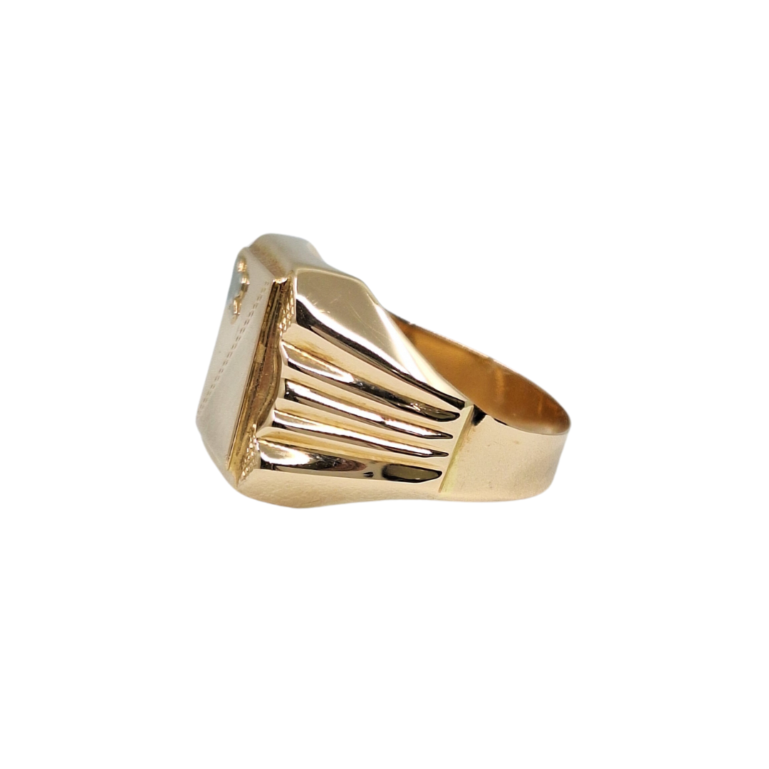 18ct Yellow Gold Signet Ring