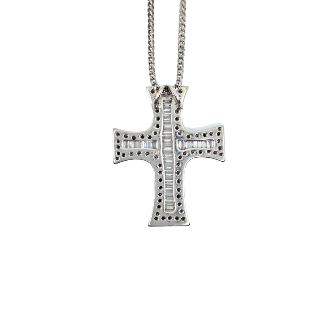 18ct White Gold Diamond Cross pendant &Chain