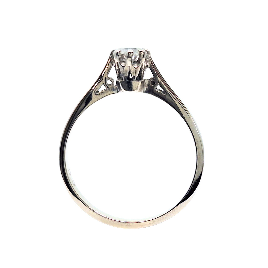 18ct White Gold Diamond Solitaire Ring