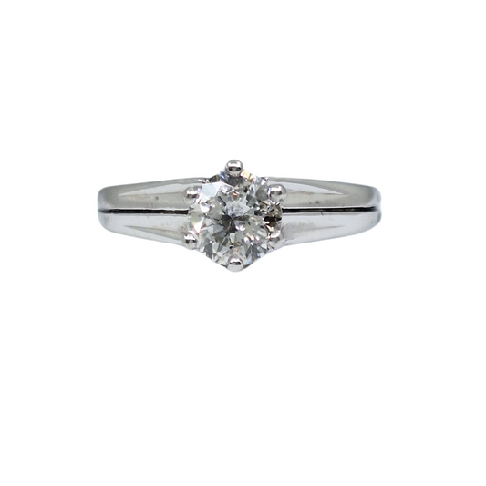 18ct White Gold Diamond Solitaire Ring