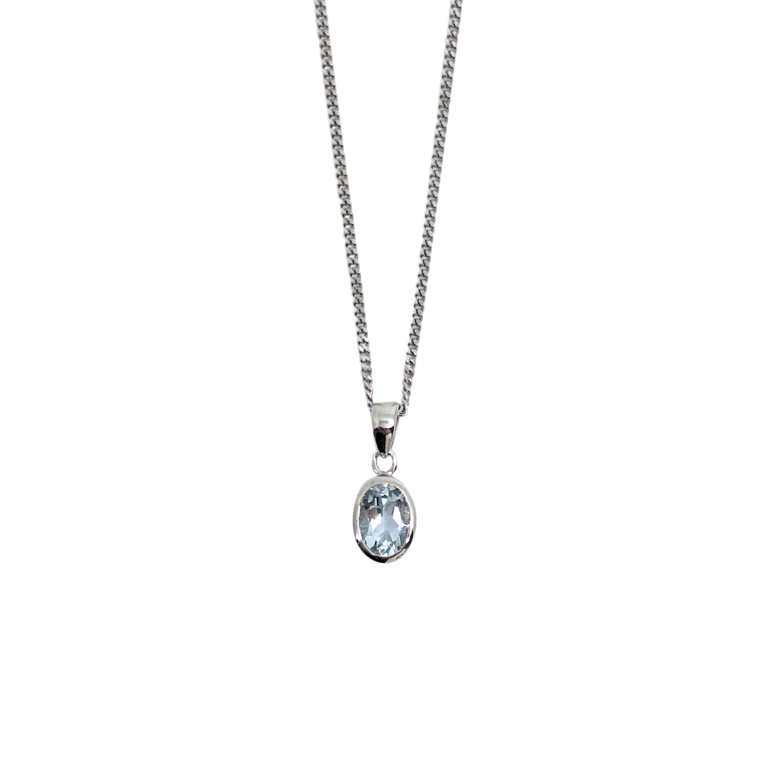 9ct White Gold Aquamarine Pendant