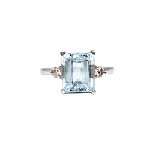 9ct White Gold Aquamarine & Diamond Ring