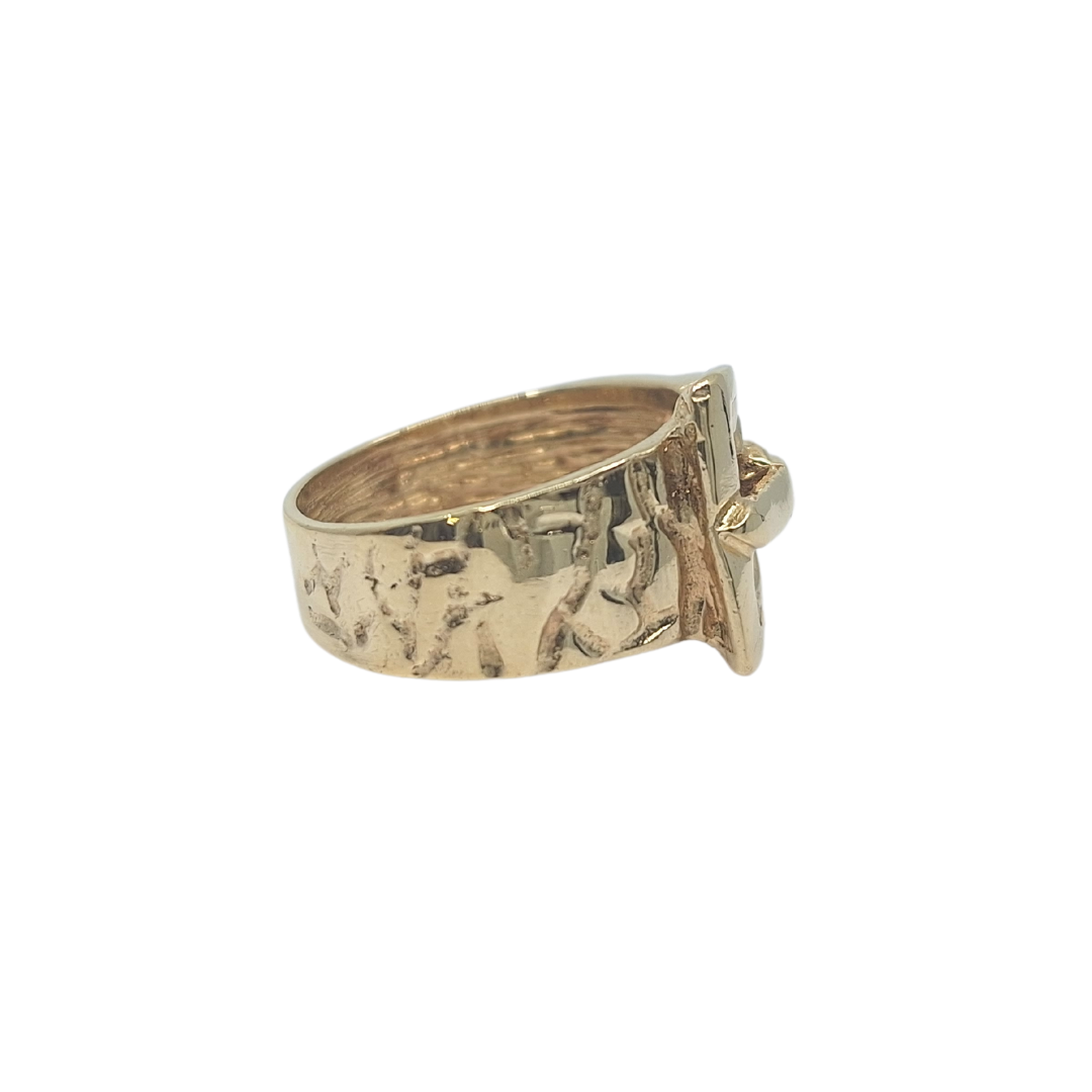 9ct Yellow Gold Buckle Ring
