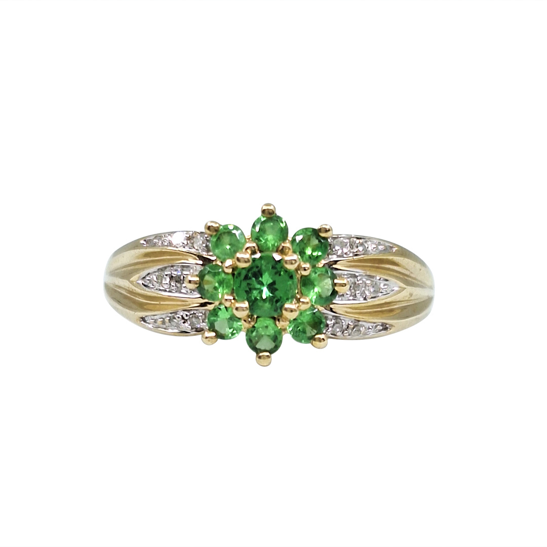 9ct Yellow Gold Green Stone Flower Cluster Ring