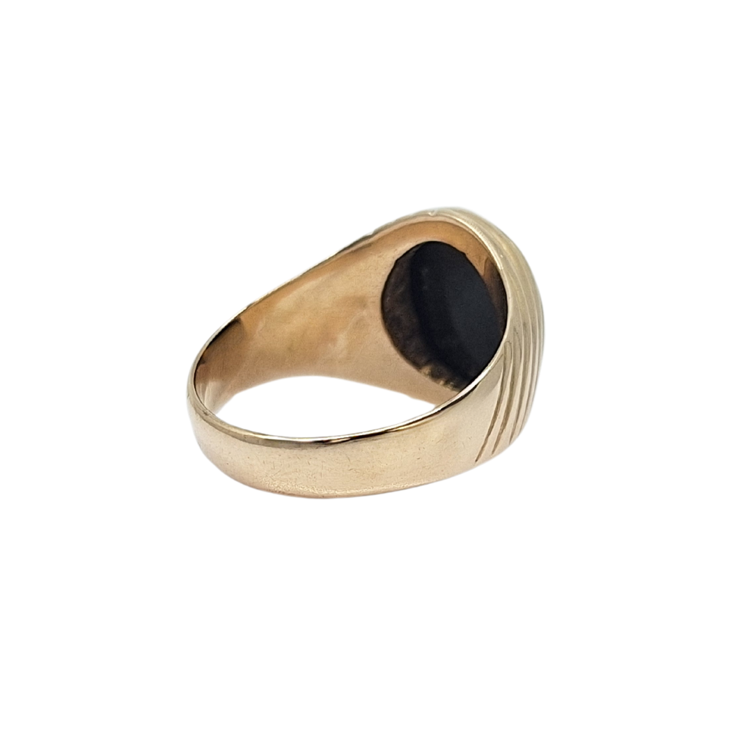 9ct Yellow Gold Onyx Signet Ring