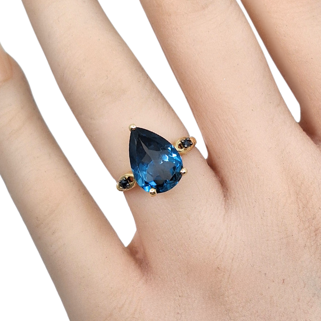 9ct Yellow Gold London Blue Topaz and Sapphire Ring