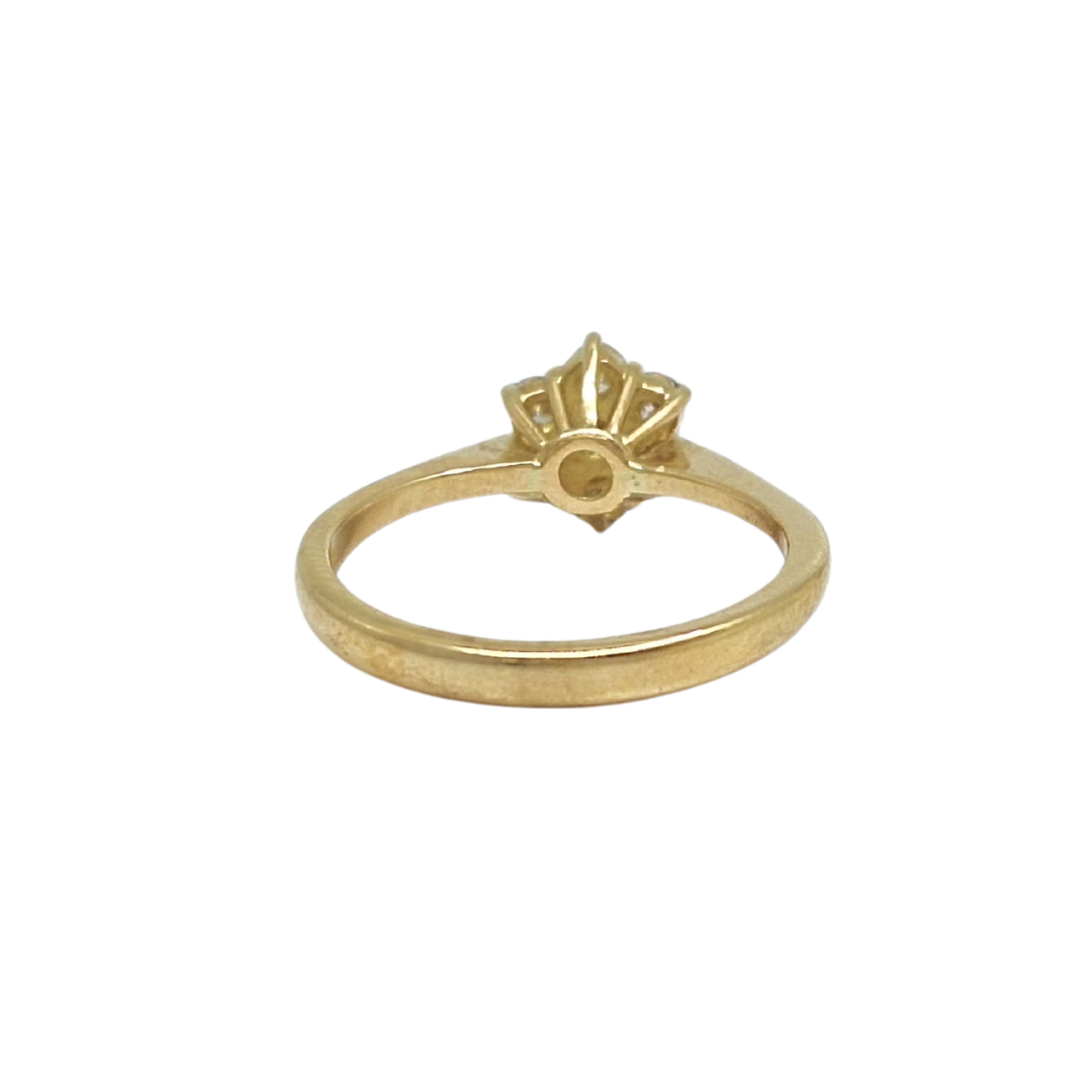 18ct Yellow Gold Diamond Cluster Ring