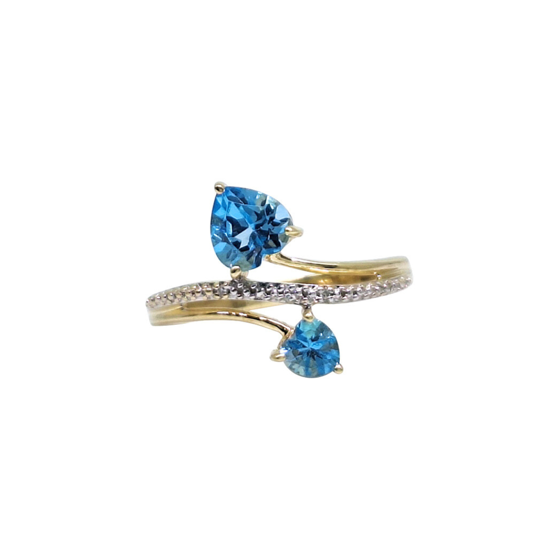 9ct Gold Blue Topaz Ring