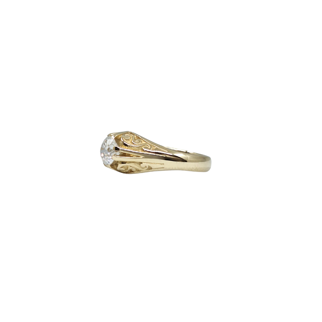 9ct Yellow Gold Gents Diamond Solitaire Signet Ring