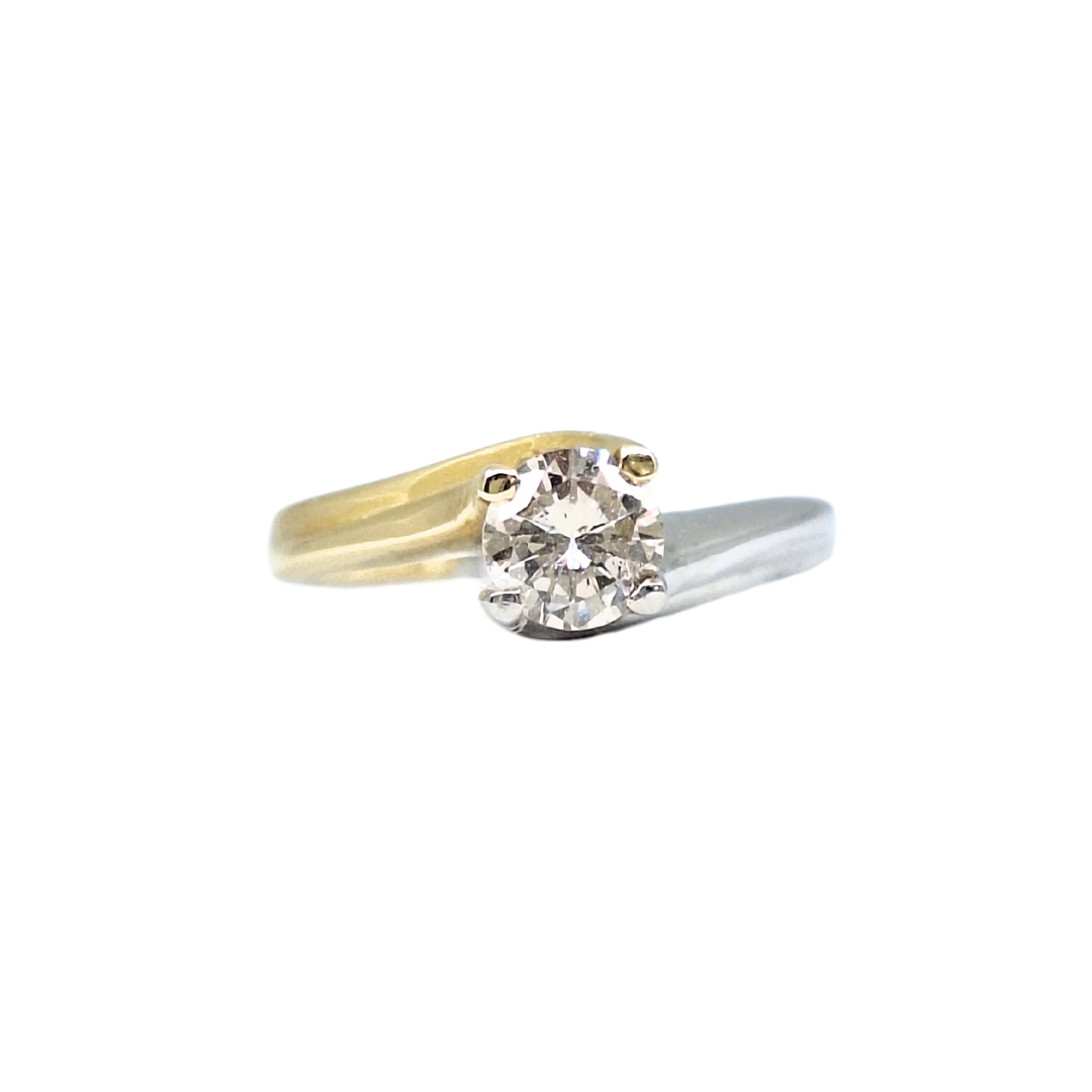 18ct Yellow & White Gold Diamond Solitaire Ring