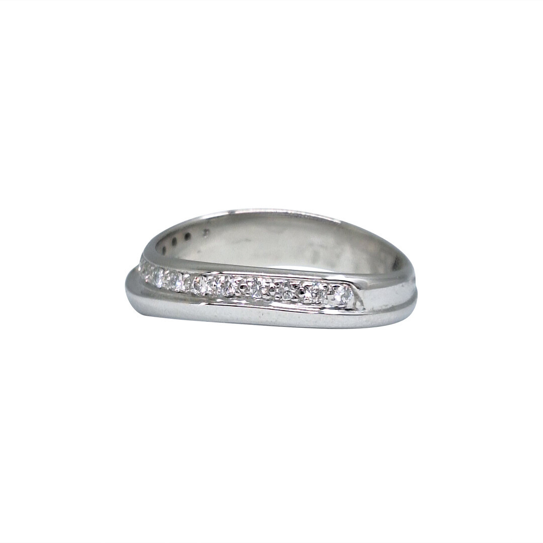 9ct White Gold Diamond Ring