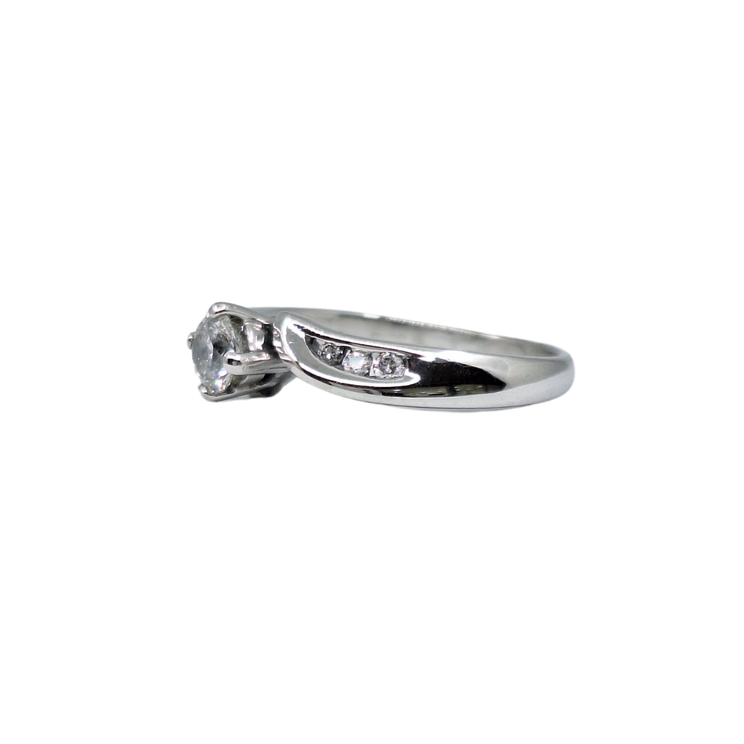 18ct White Gold Diamond Twist Solitaire Ring