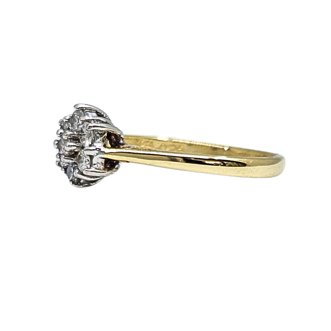 18ct Yellow Gold Diamond Cluster Ring