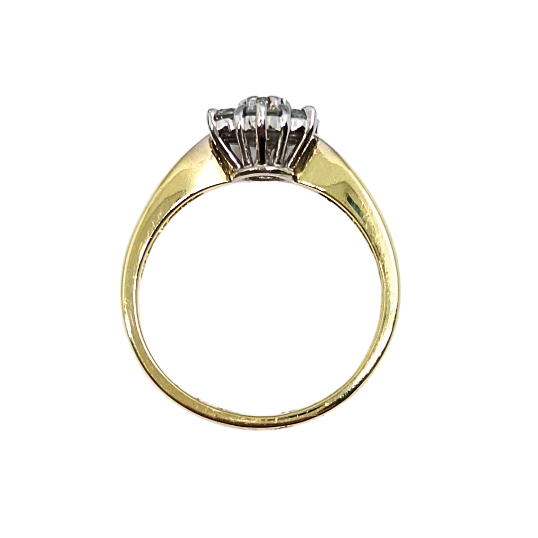 18ct Yellow gold Diamond Cluster Ring