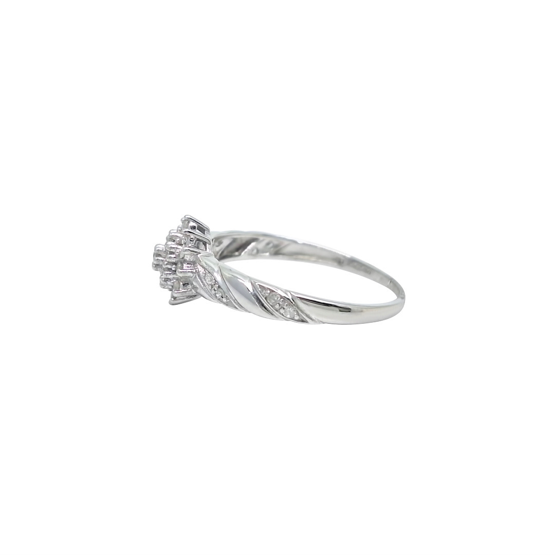 9ct White Gold Diamond Cluster Ring