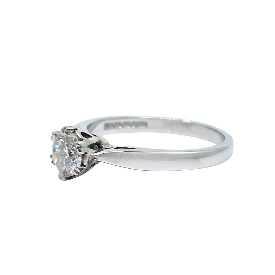 18ct White Gold Diamond Solitaire Ring