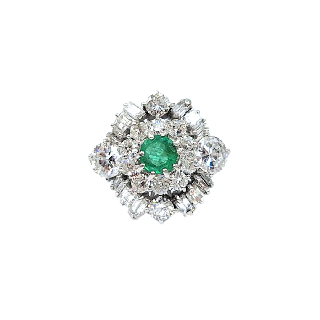 18ct White Gold Emerald & Diamond Cluster Ring