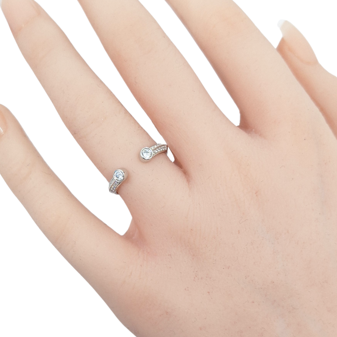 Tresor Paris Silver White Crystal Torque Ring